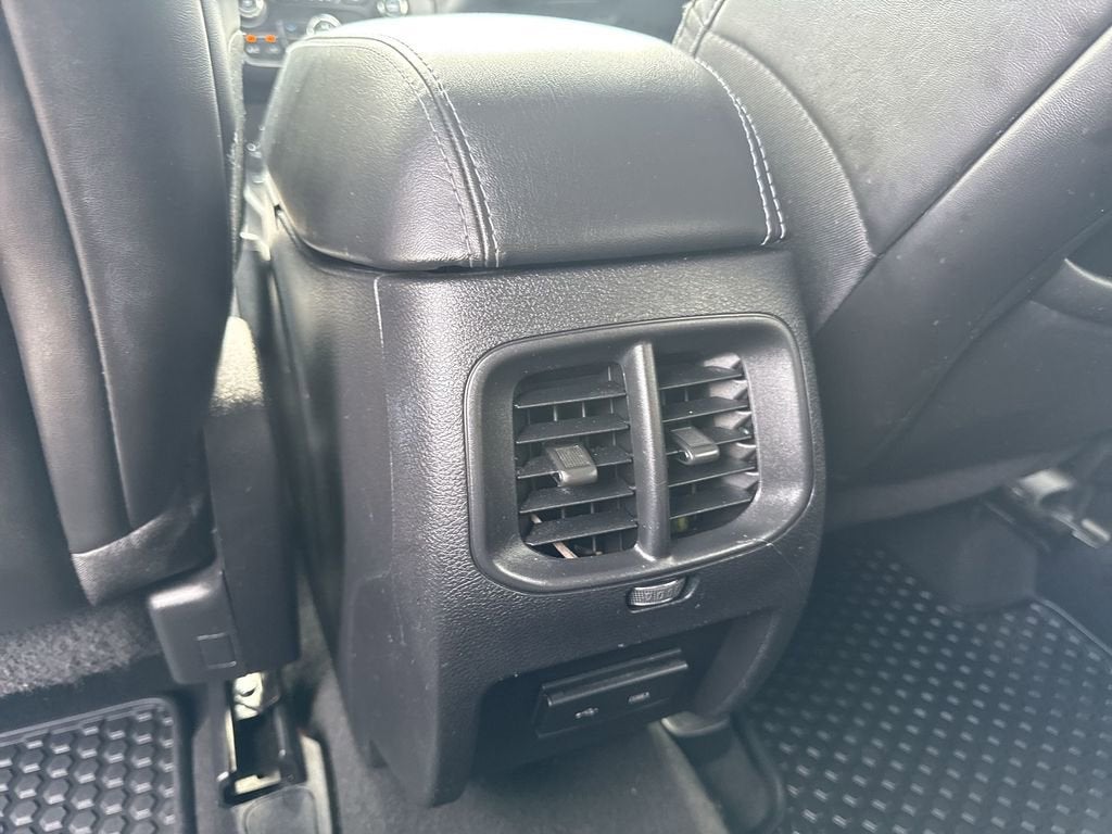 2019 Jeep Cherokee Latitude Plus - Photo 20