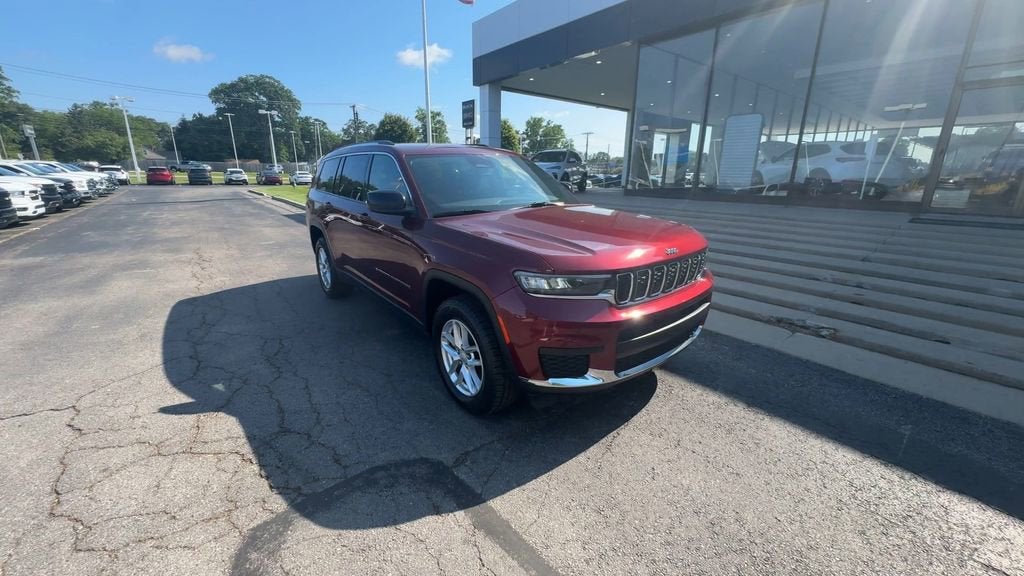 2021 Jeep Grand Cherokee L Laredo 4x4