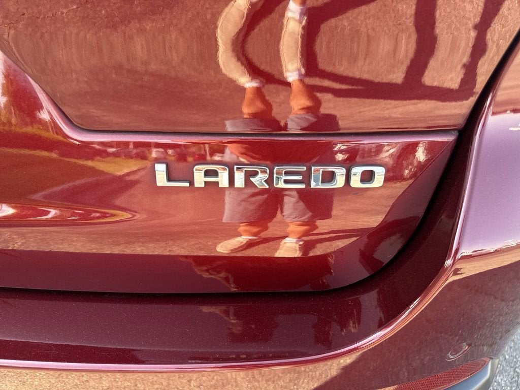 2021 Jeep Grand Cherokee L Laredo 4x4