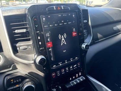 2020 RAM 1500 Big Horn Crew Cab 4x4 5'7" Box