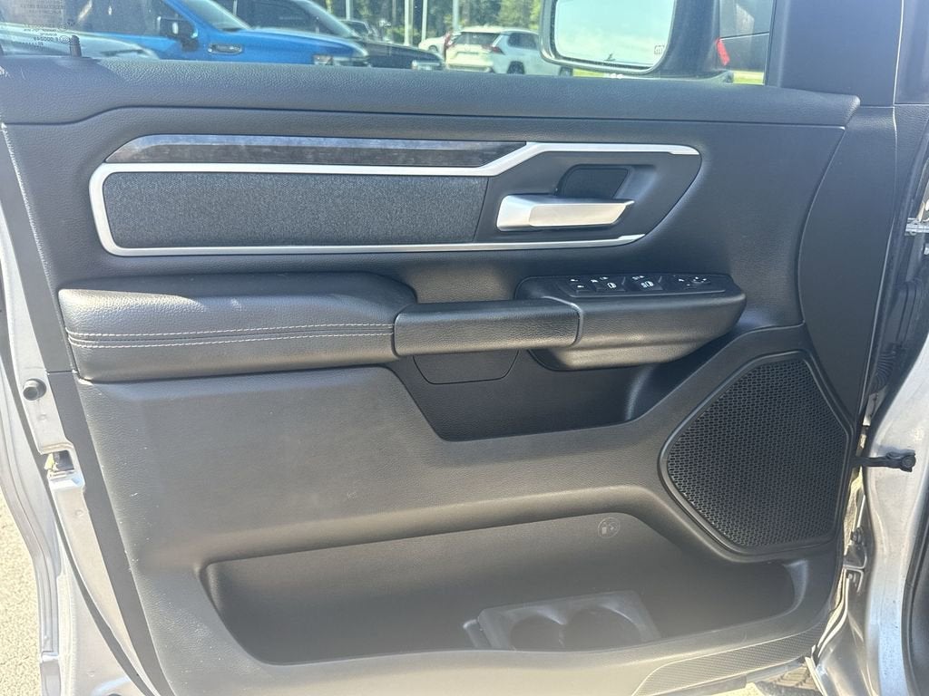 2020 RAM 1500 Big Horn Crew Cab 4x4 5'7" Box