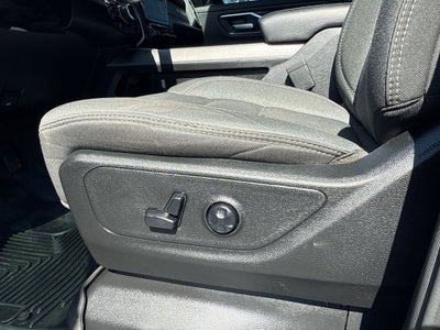 2020 RAM 1500 Big Horn Crew Cab 4x4 5'7" Box