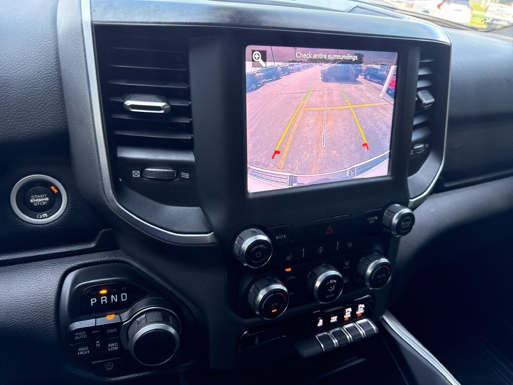 2020 RAM 1500 Big Horn Crew Cab 4x4 5'7" Box