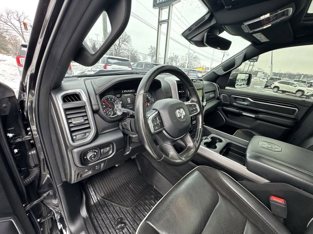 2021 RAM 1500 Laramie Crew Cab 4x4 5'7" Box