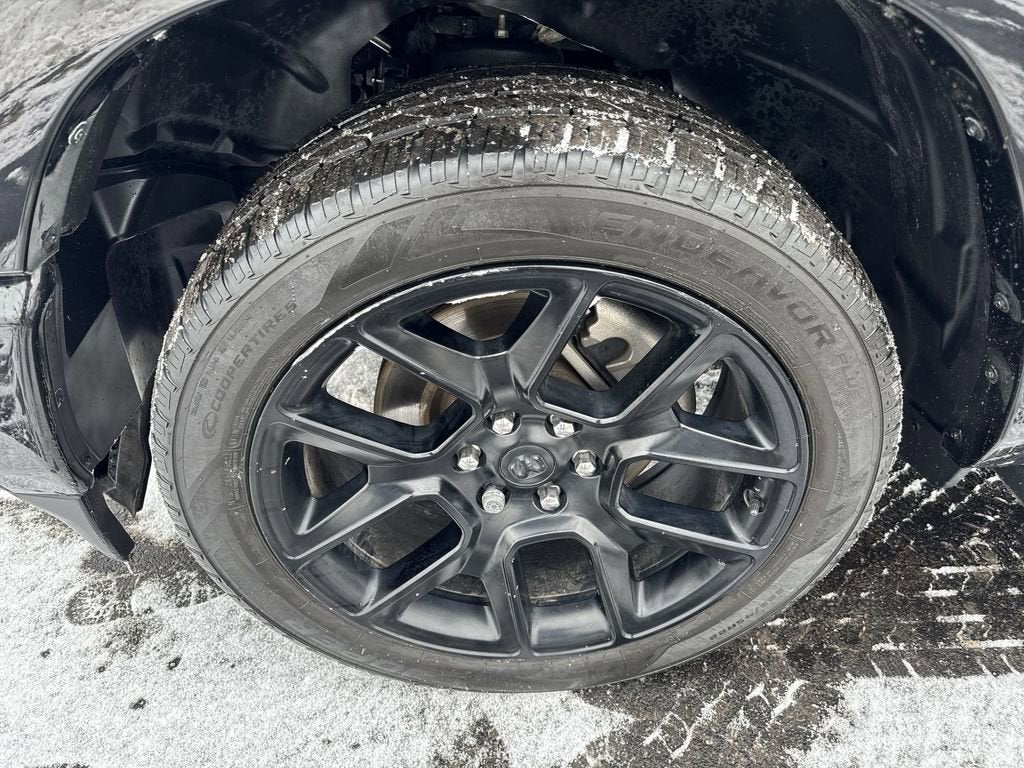 2021 RAM 1500 Laramie Crew Cab 4x4 5'7" Box