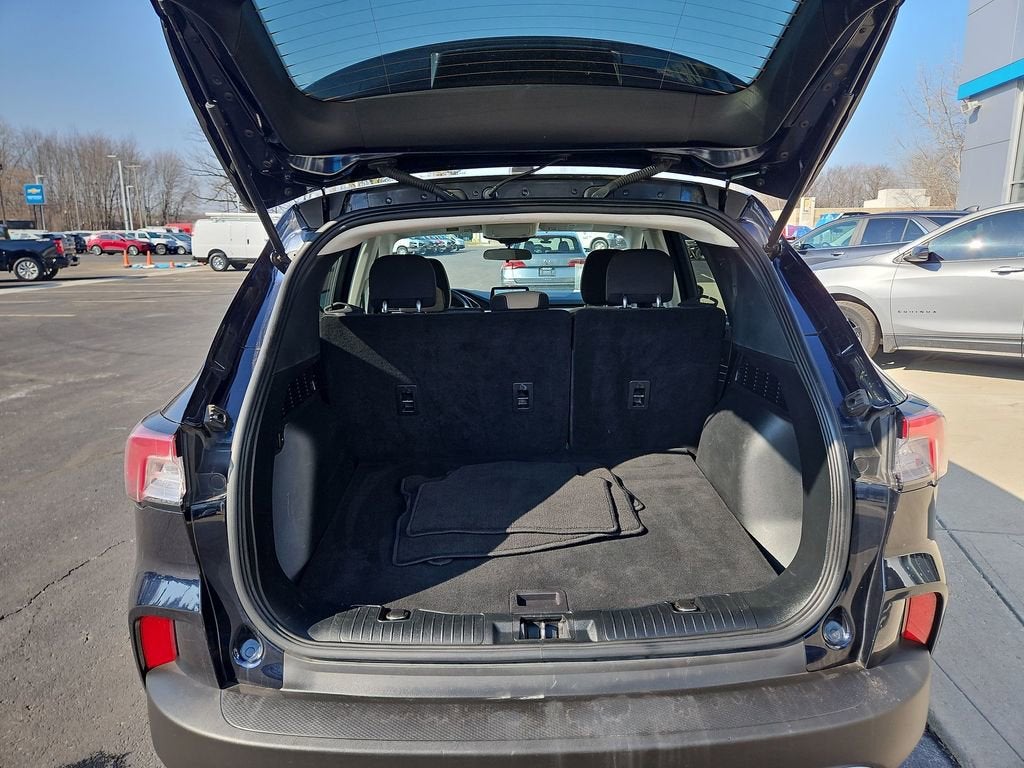 2021 Ford Escape SE Hybrid
