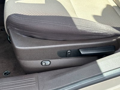 2011 Chevrolet Malibu LS w/1LS