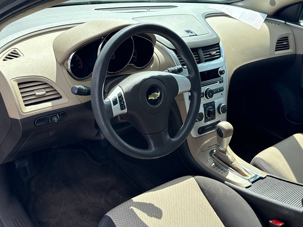 2011 Chevrolet Malibu LS w/1LS