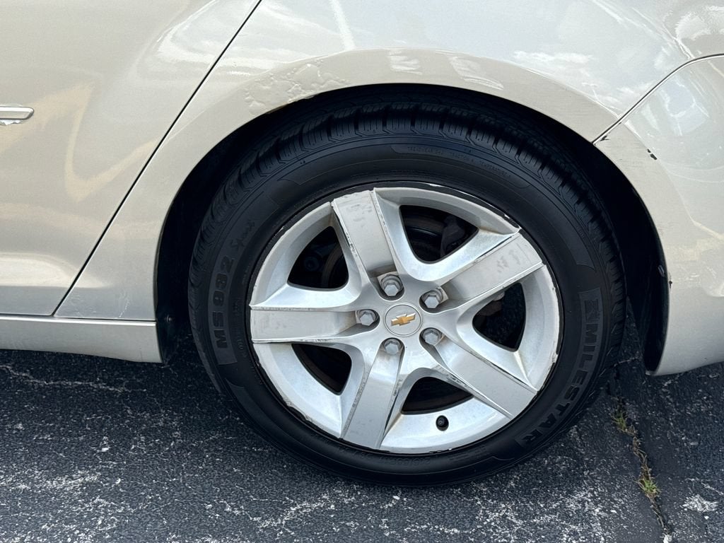 2011 Chevrolet Malibu LS w/1LS