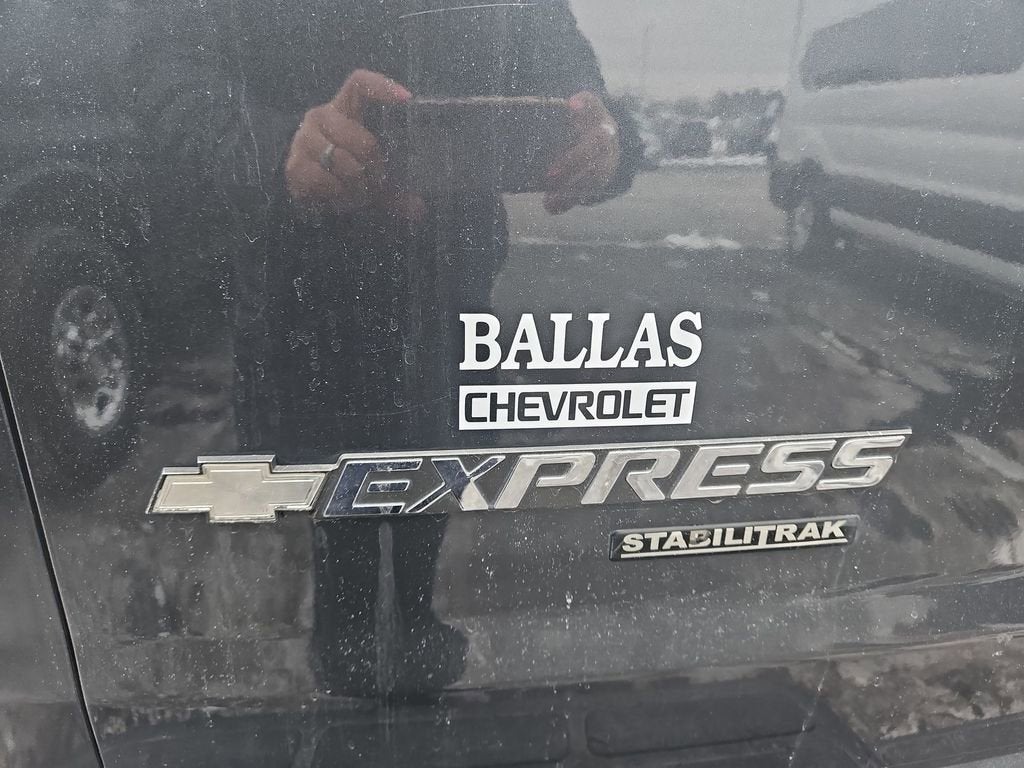 2016 Chevrolet Express Passenger 2500 LS