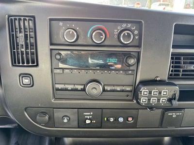 2020 Chevrolet Express Passenger 3500 1LS