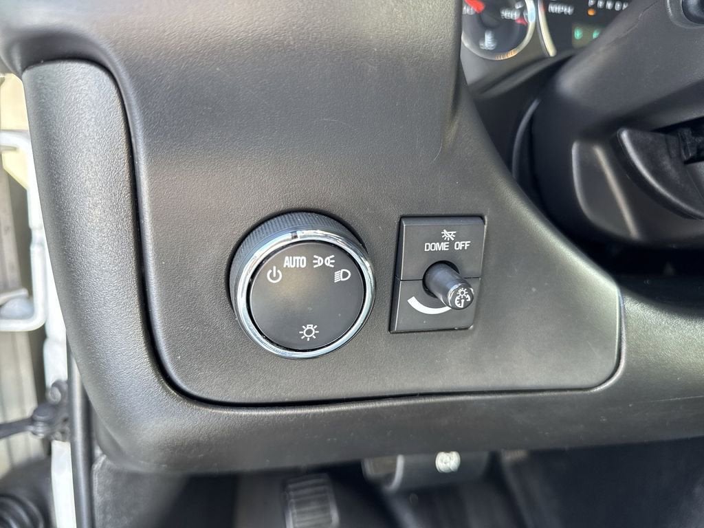 2020 Chevrolet Express Passenger 3500 1LS