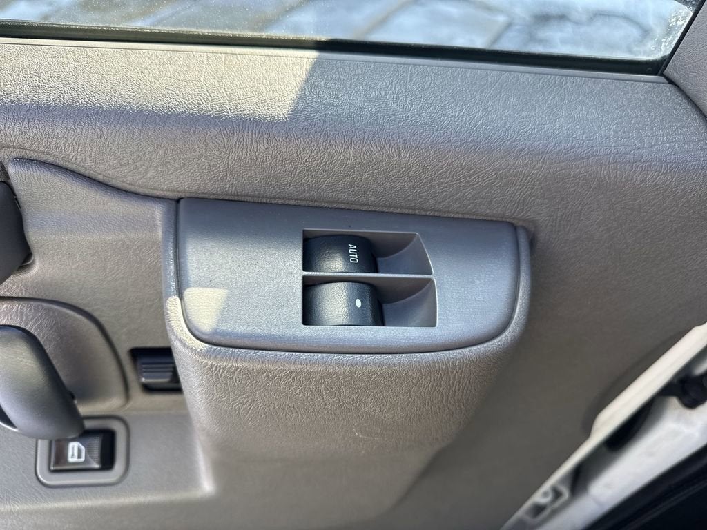 2020 Chevrolet Express Passenger 3500 1LS