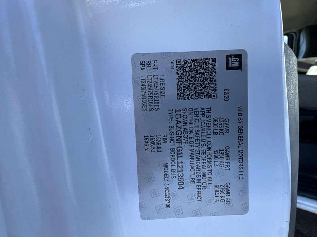 2020 Chevrolet Express Passenger 3500 1LS