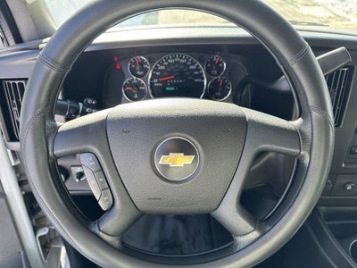 2020 Chevrolet Express Passenger 3500 1LS