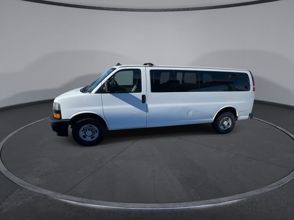 2020 Chevrolet Express Passenger 3500 1LS