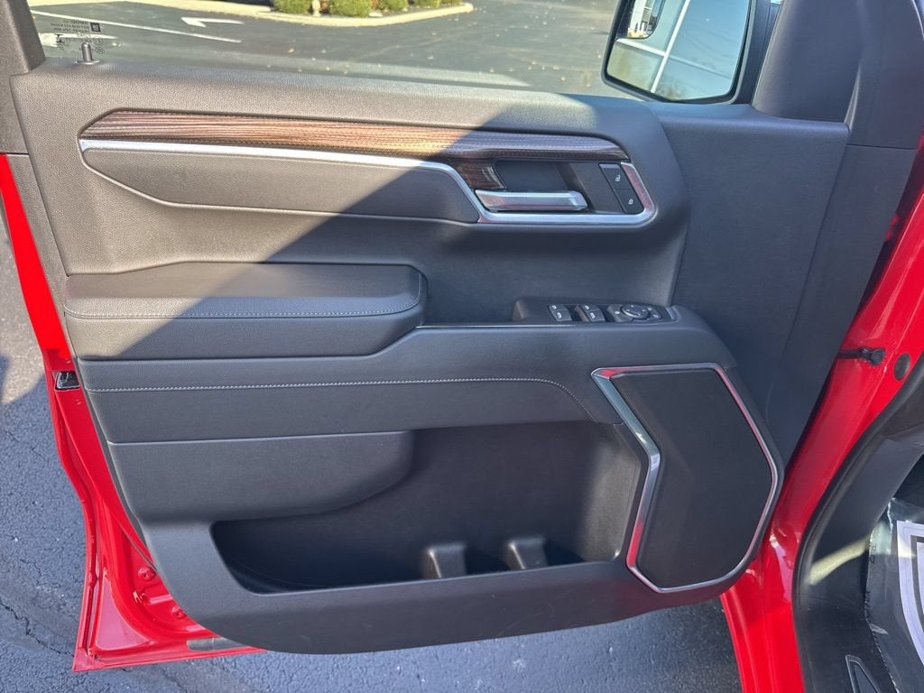2022 Chevrolet Silverado 1500 LT (2FL)