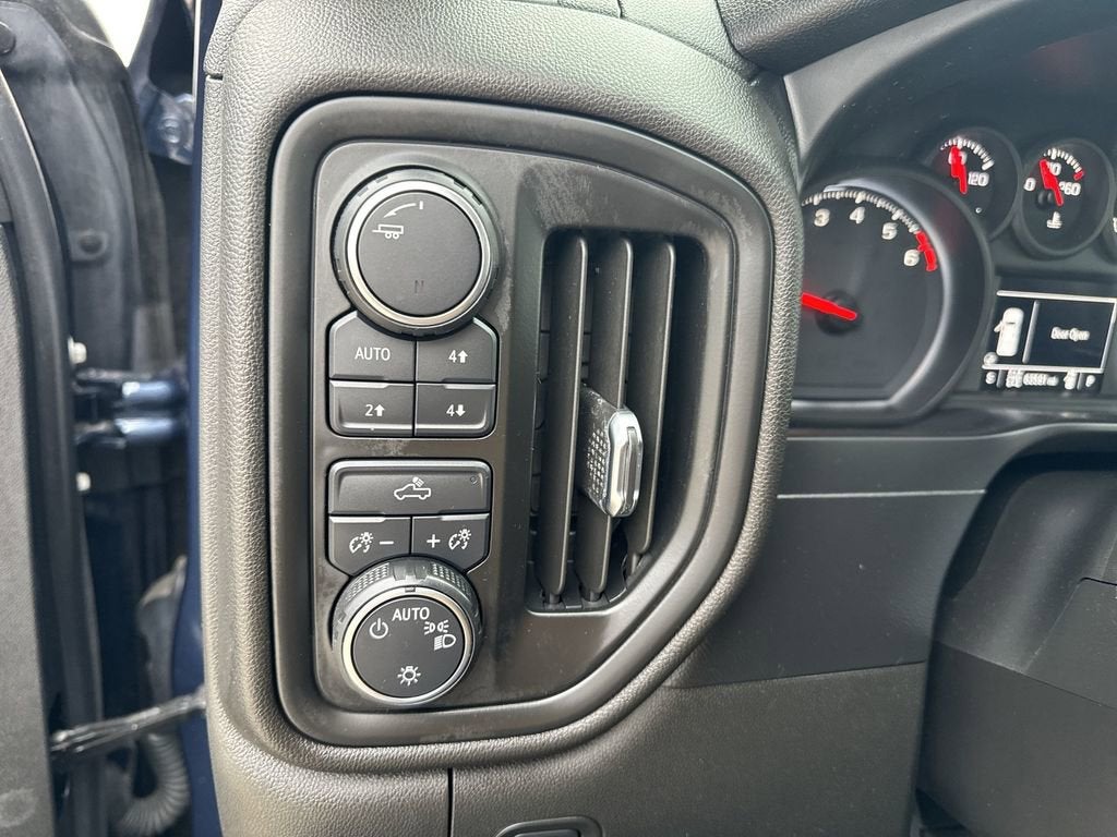 2021 Chevrolet Silverado 1500 Custom Trail Boss