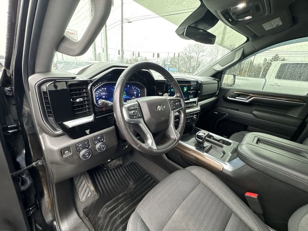 2022 Chevrolet Silverado 1500 RST