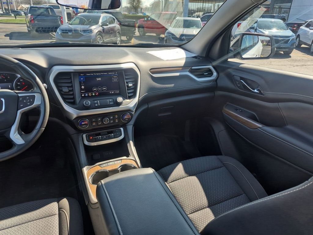 2023 GMC Acadia SLE