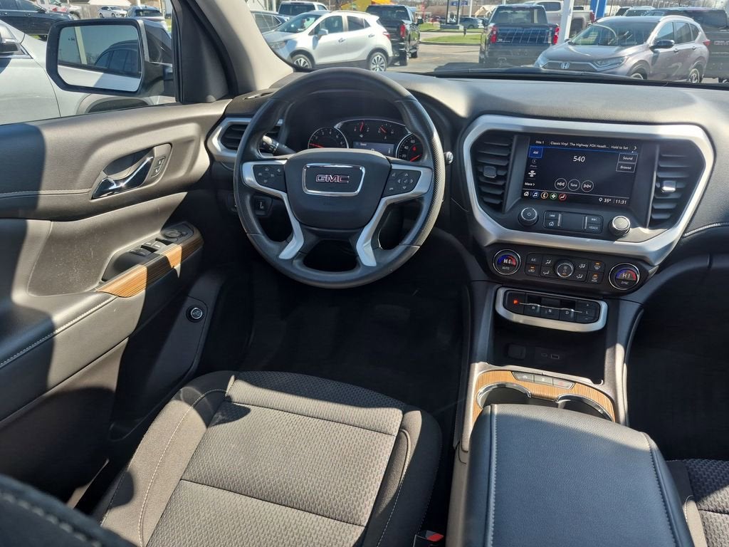 2023 GMC Acadia SLE
