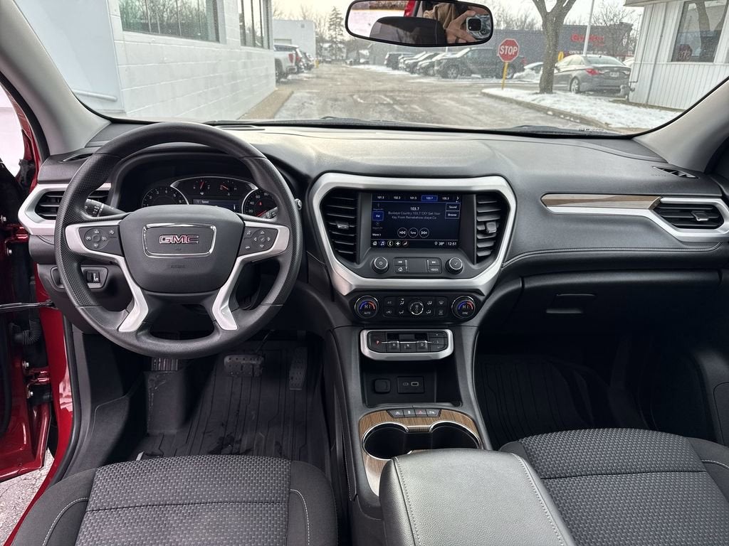 2021 GMC Acadia SLE