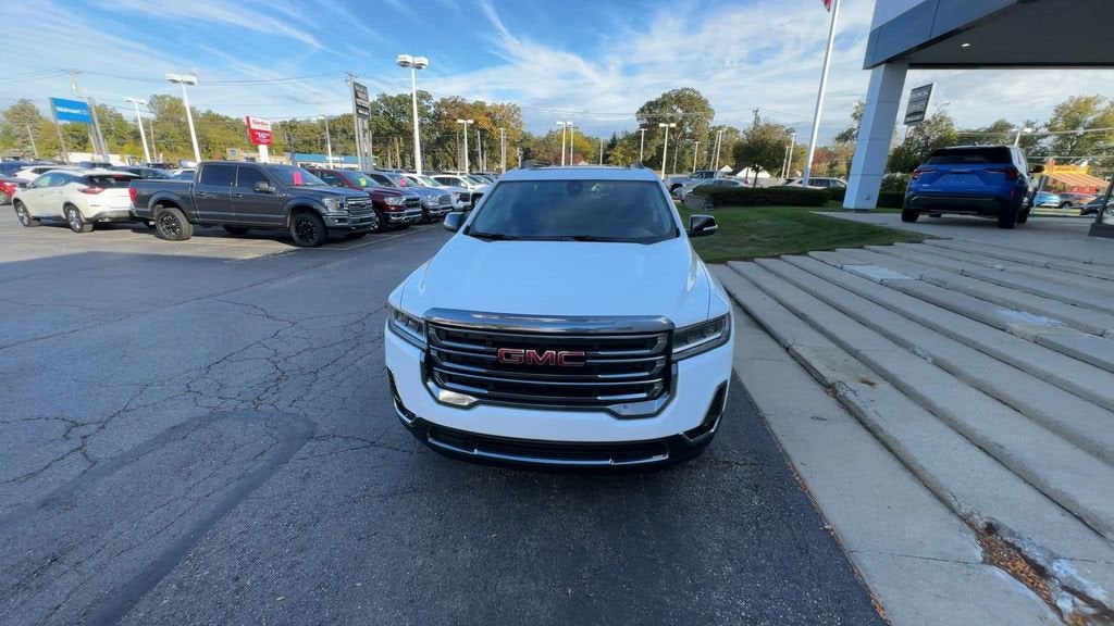 2023 GMC Acadia AT4