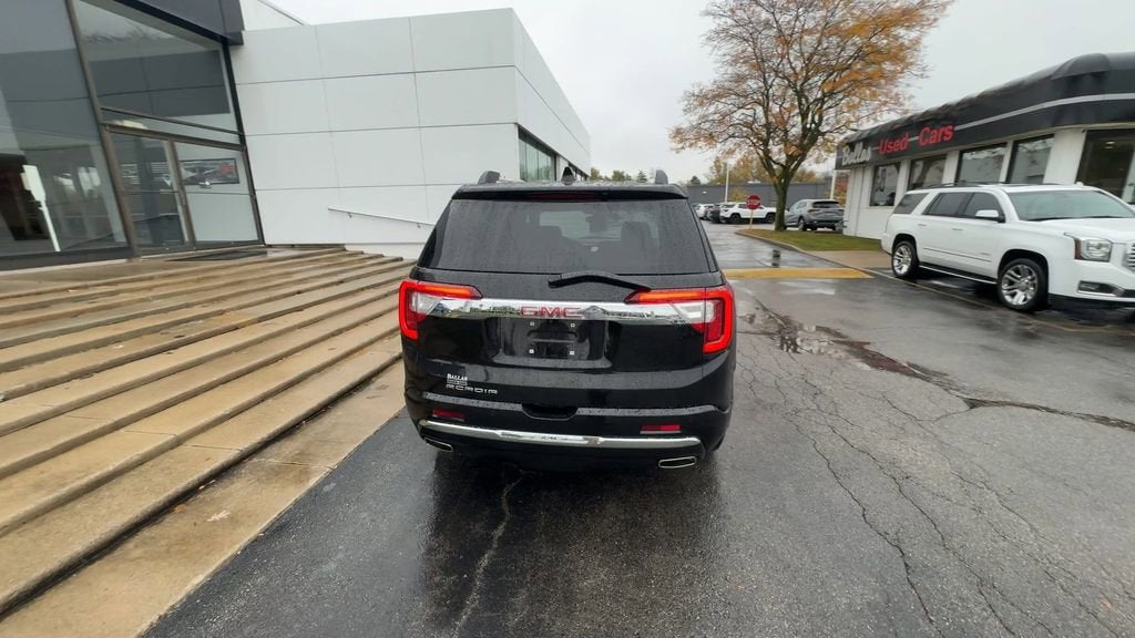 2023 GMC Acadia Denali