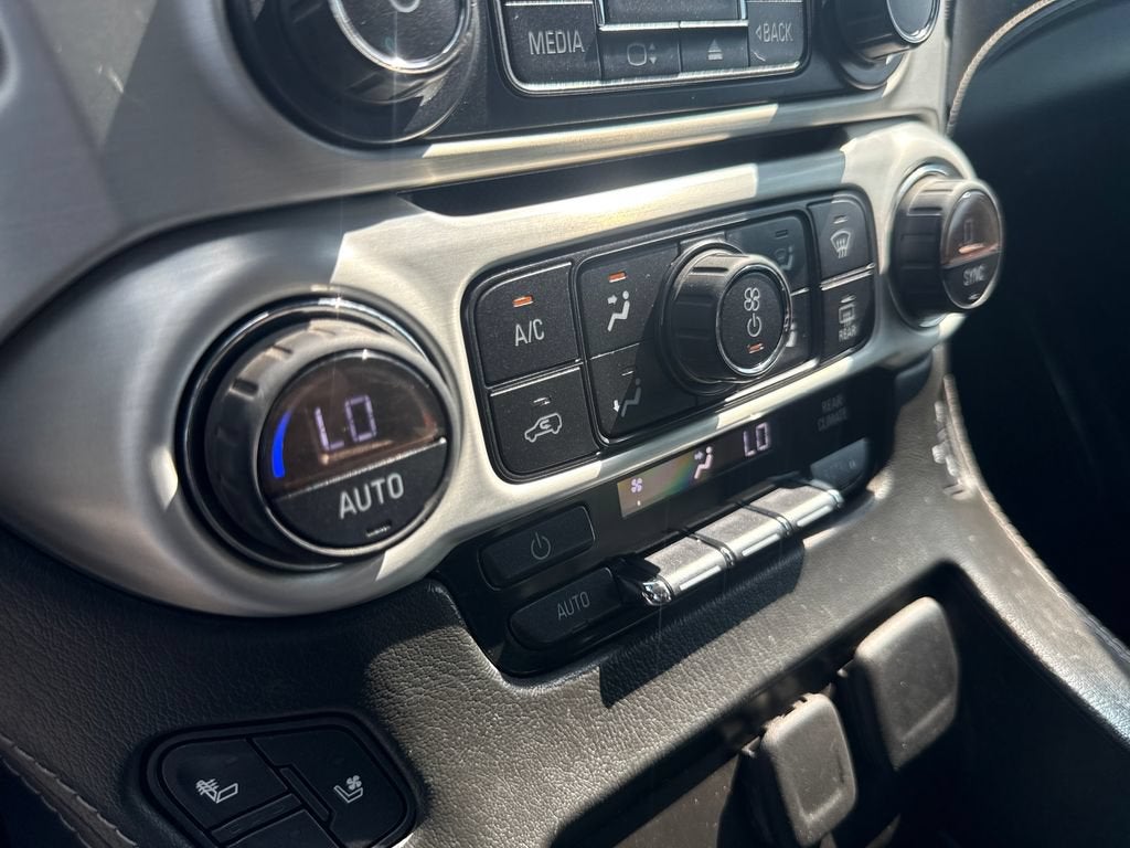 2017 GMC Yukon SLT