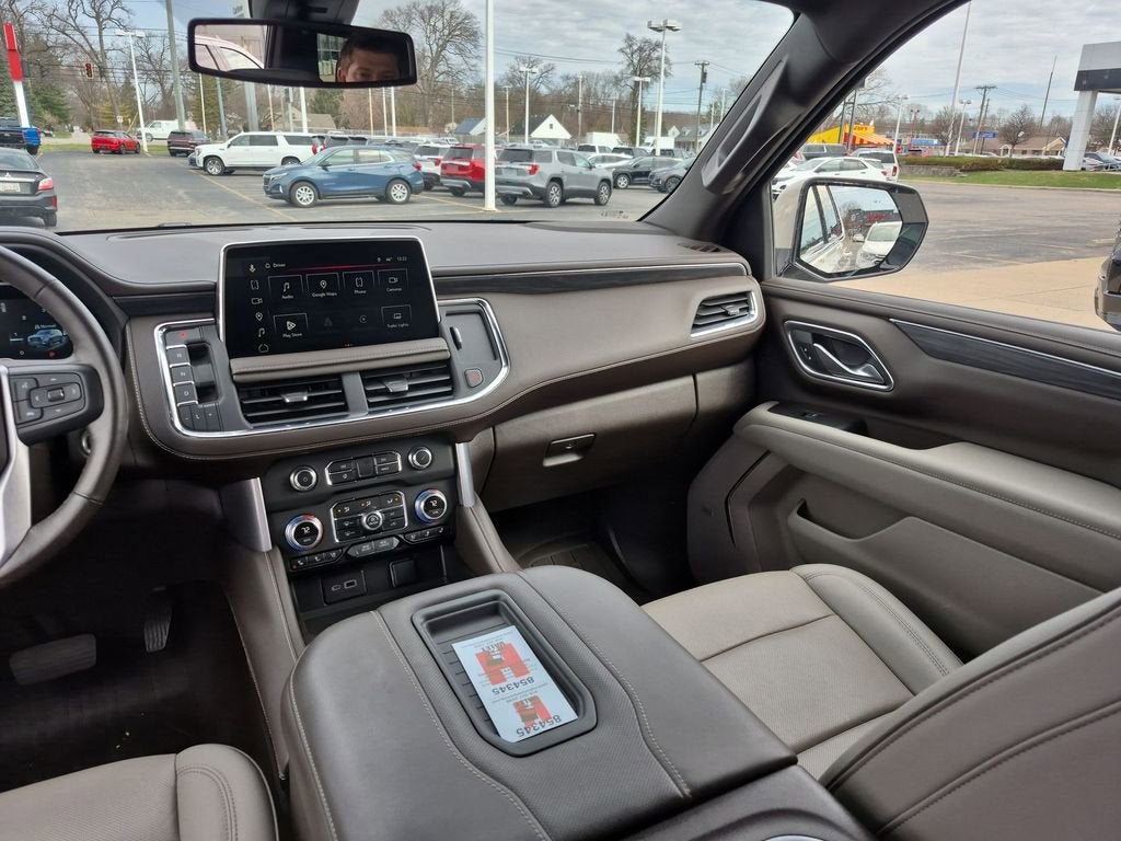 2022 GMC Yukon SLT