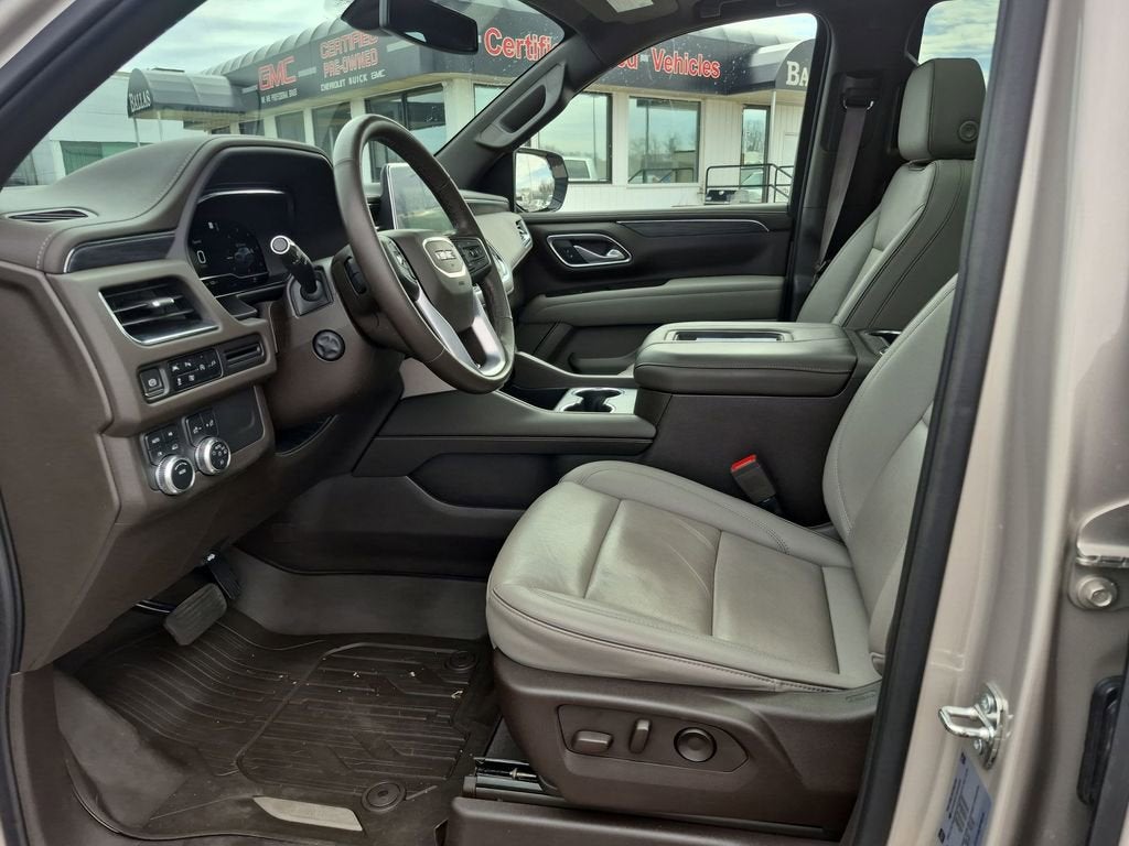 2022 GMC Yukon SLT