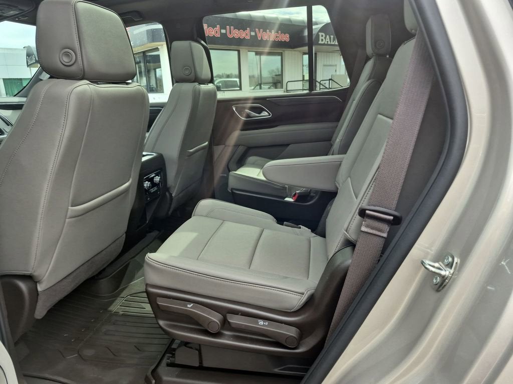 2022 GMC Yukon SLT