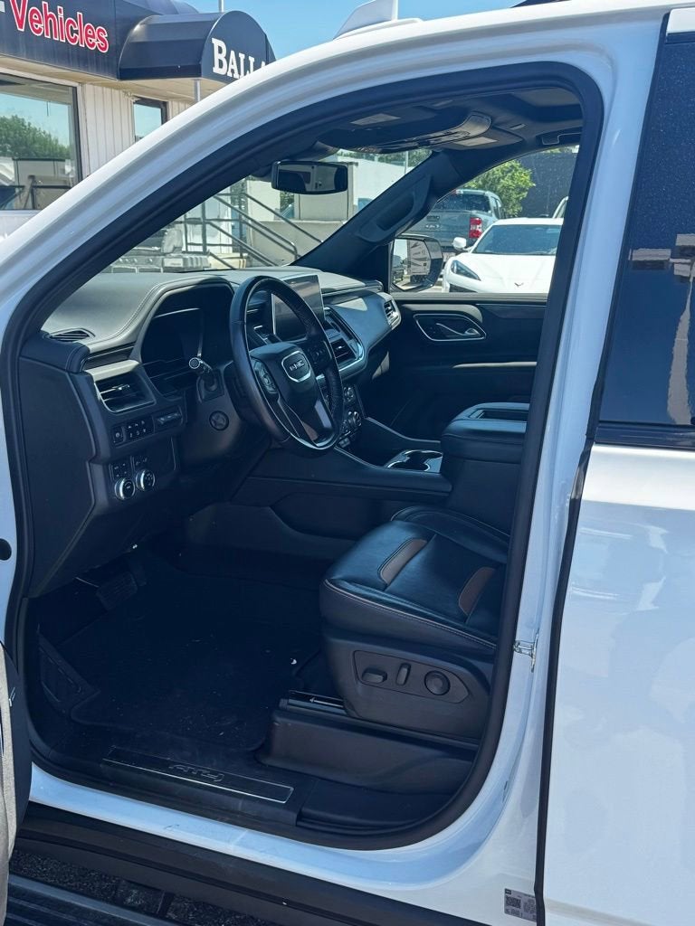 2023 GMC Yukon AT4