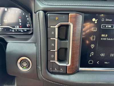 2023 GMC Yukon Denali Ultimate