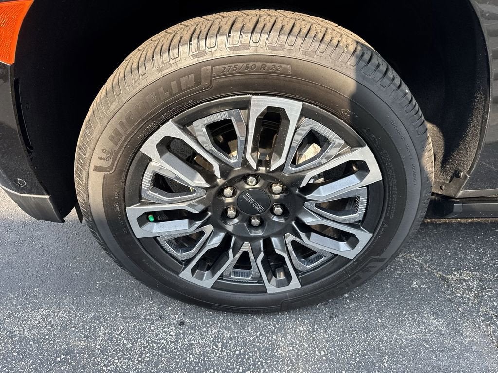 2023 GMC Yukon Denali Ultimate