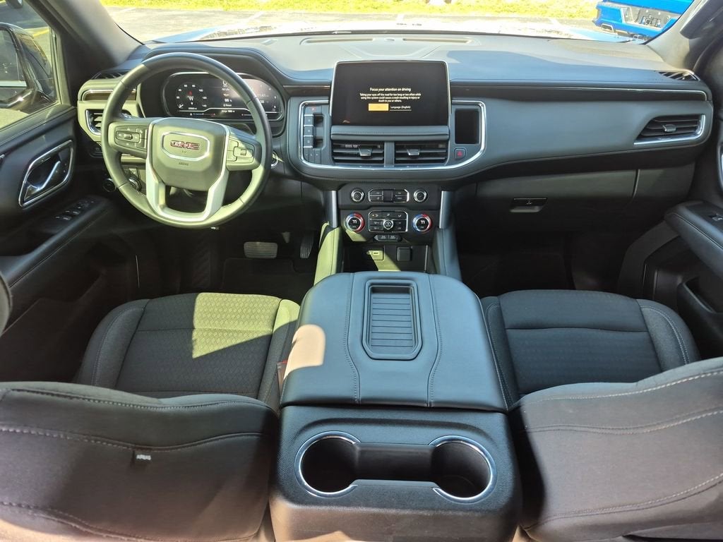 2023 GMC Yukon XL SLE