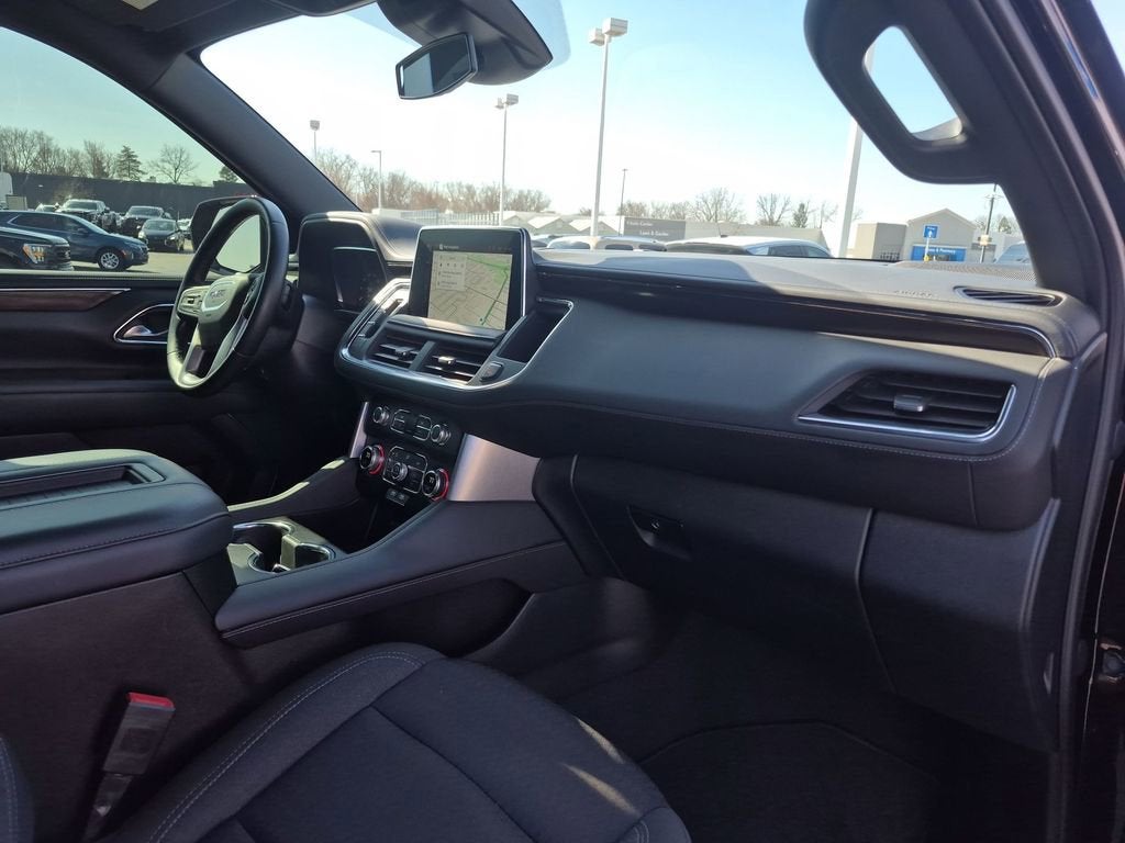 2023 GMC Yukon XL SLE