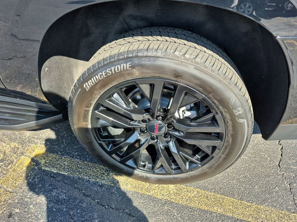 2023 GMC Yukon XL SLE