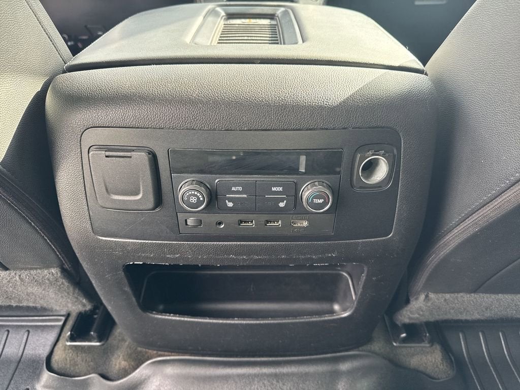 2017 GMC Yukon XL SLT