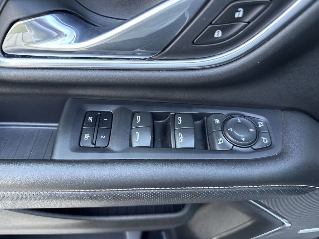 2021 GMC Yukon XL SLT