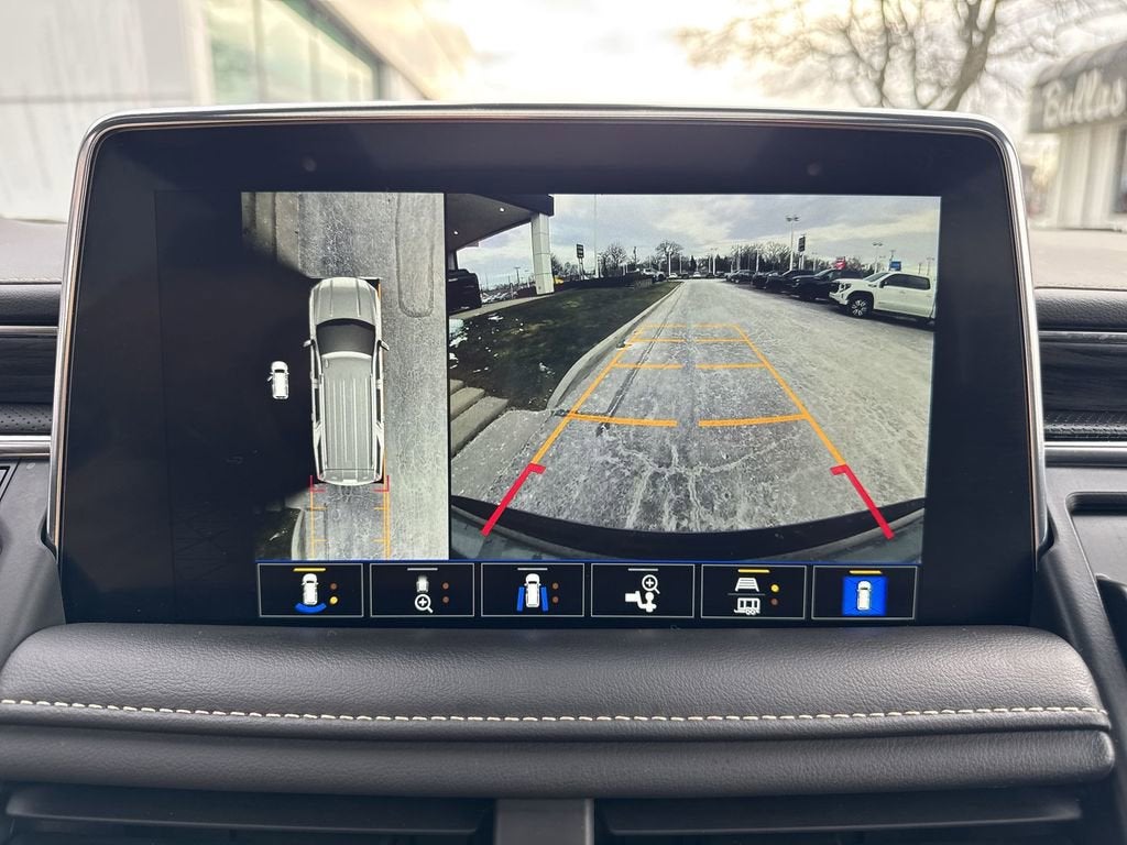 2022 GMC Yukon XL SLT