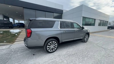 2022 GMC Yukon XL SLT