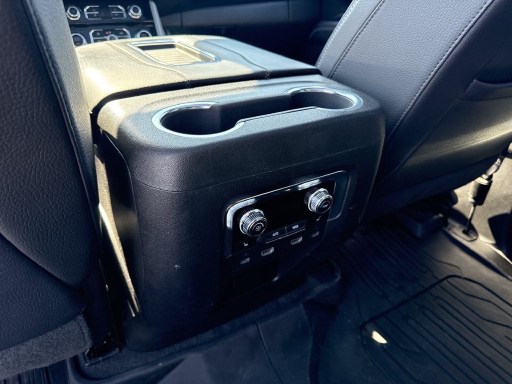2023 GMC Yukon XL Denali - Photo 14