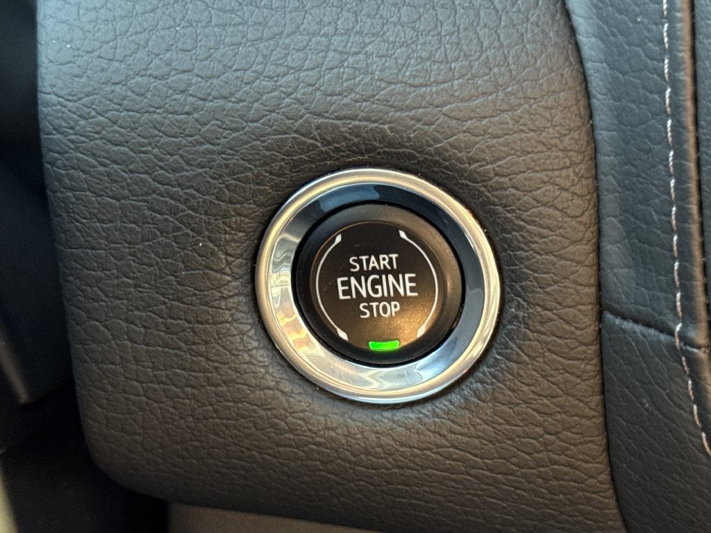 2023 GMC Yukon XL Denali - Photo 25