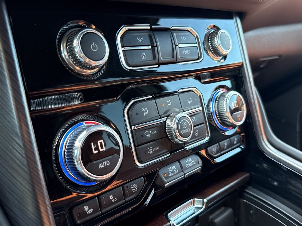 2023 GMC Yukon XL Denali Ultimate - Photo 27