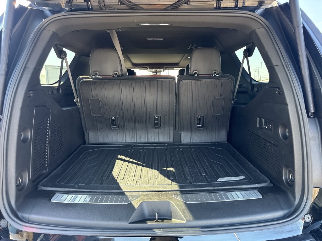 2023 GMC Yukon XL Denali Ultimate - Photo 8