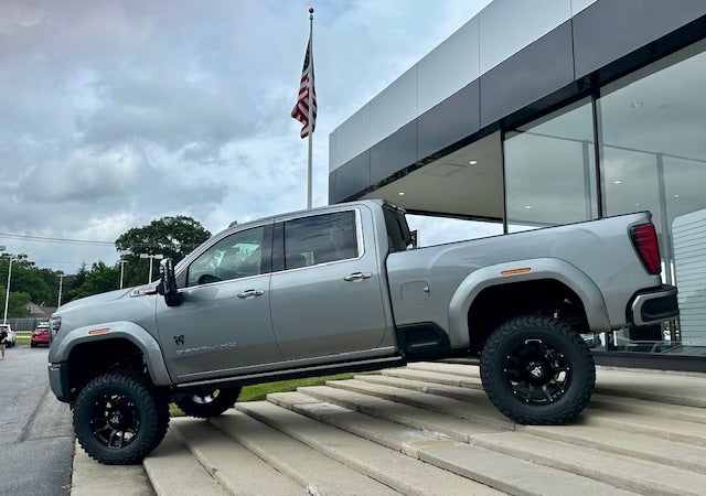 2025 GMC Sierra 2500 HD Denali 4WD