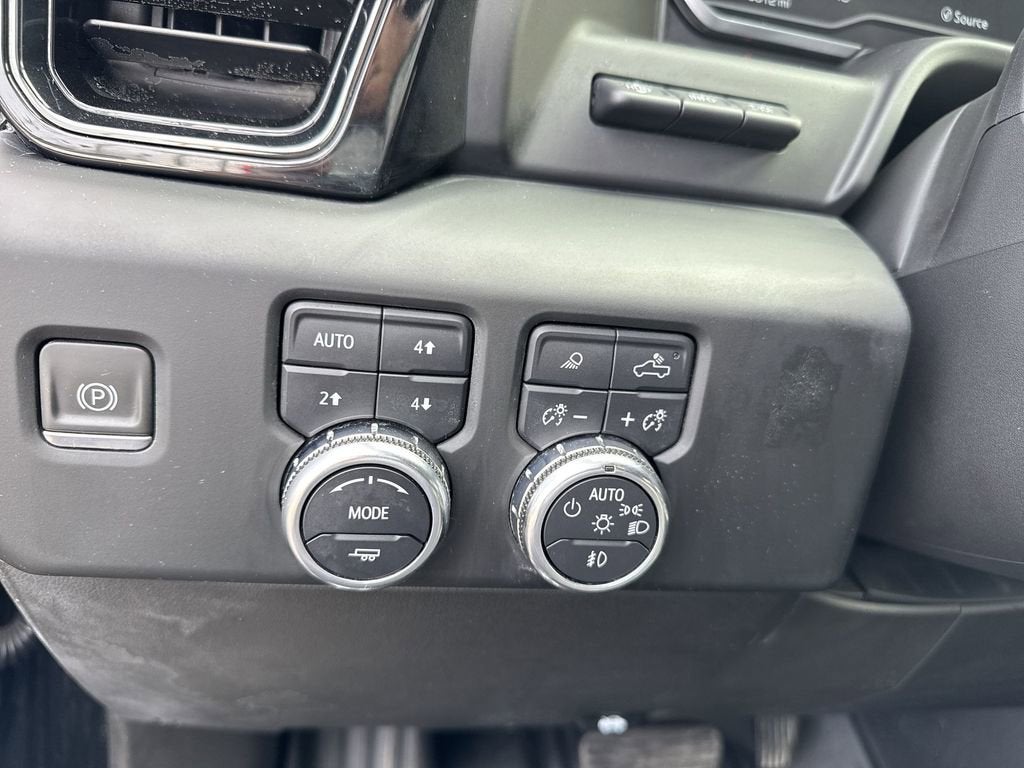 2022 GMC Sierra 1500 AT4