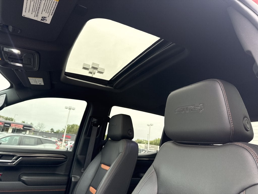 2023 GMC Sierra 1500 AT4