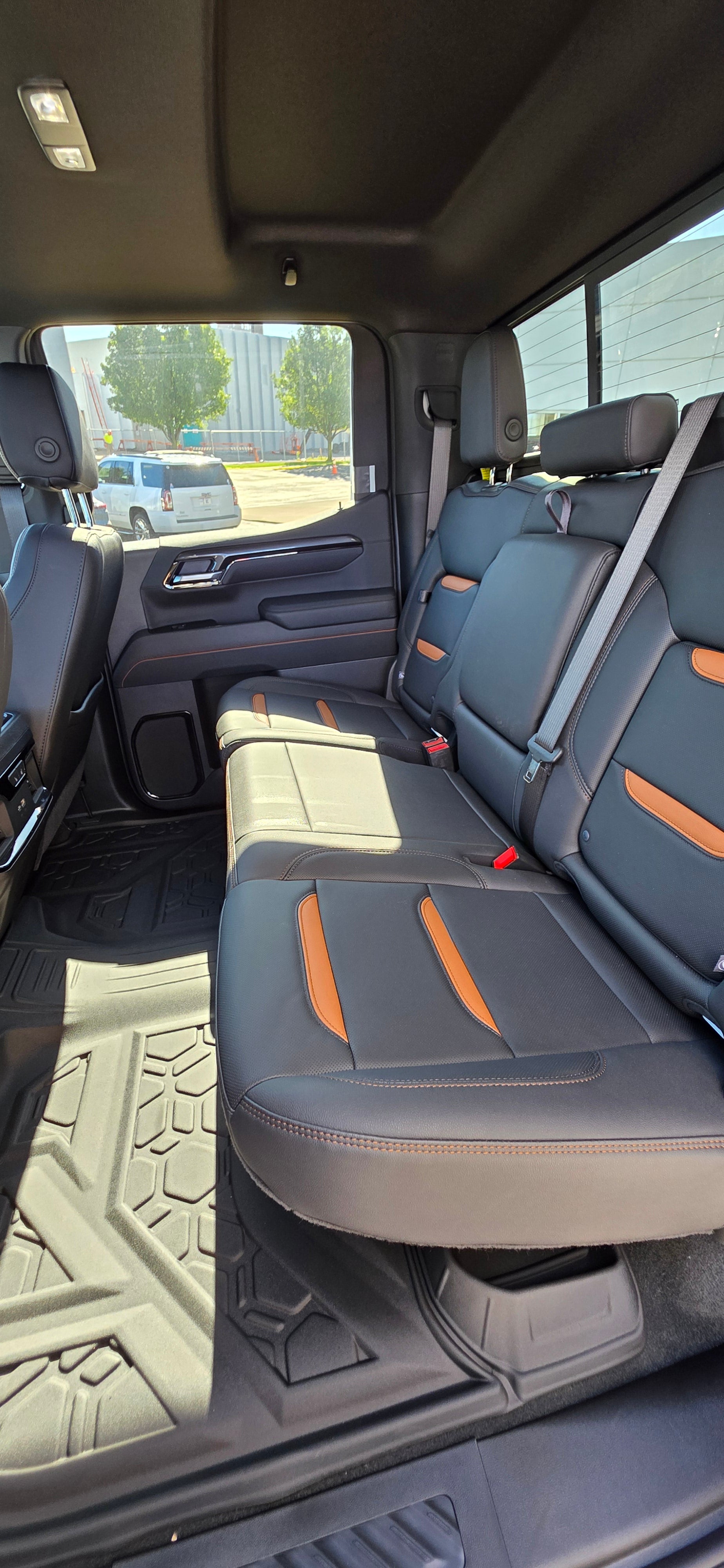 2025 GMC Sierra 1500 AT4 4WD